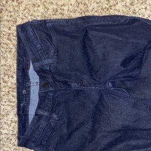 Like new dark blue Levi’s